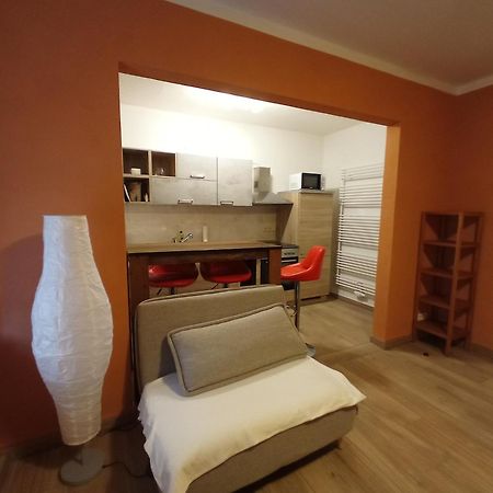 Kleine 1-Raum-Ferienwohnung Mit Hohem Komfort Teuchern Extérieur photo