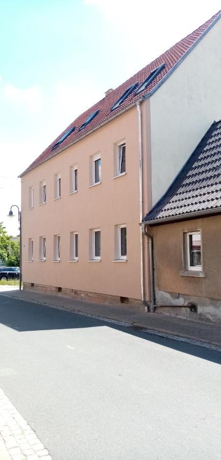 Kleine 1-Raum-Ferienwohnung Mit Hohem Komfort Teuchern Extérieur photo